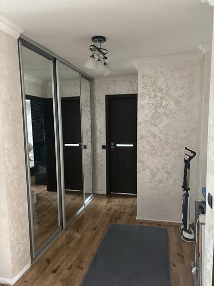 Apartament cu 2 camere decomandat în Exterior Vest