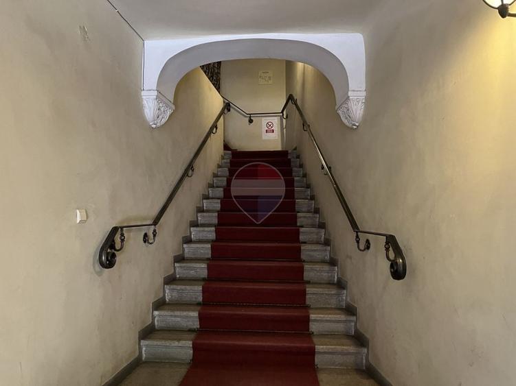 Apartament cu 4 camere circular în Dacia