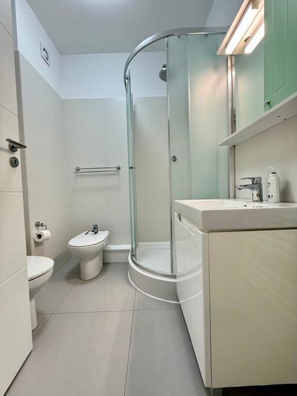 Apartament cu 2 camere decomandat, mobilat în Lujerului