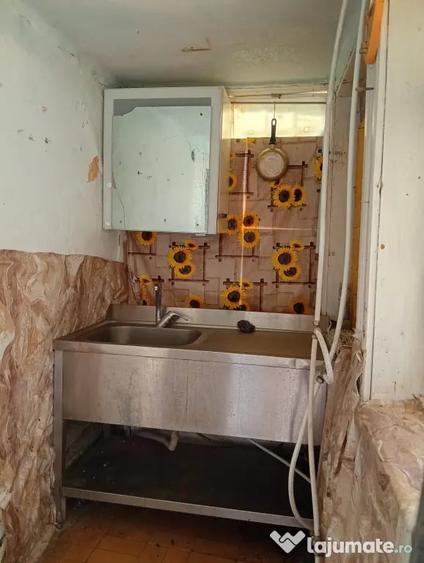 Casă cu 2 camere cu Teren 1700 Mp în Bulci