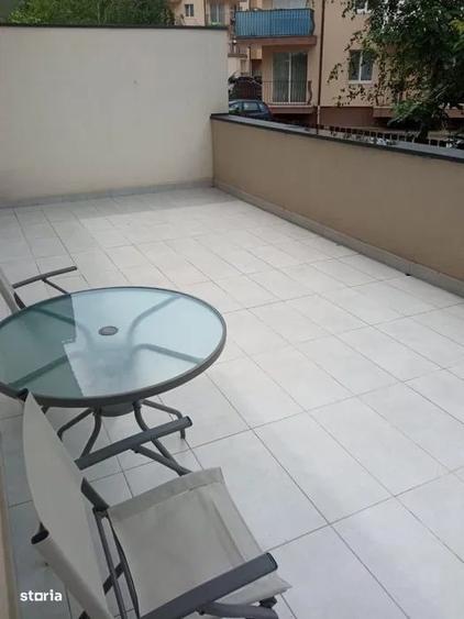 Apartament cu 2 camere în Luna