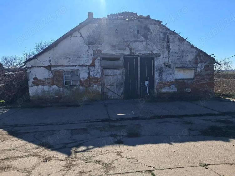 Spațiu comercial, de 906 mp, în Central