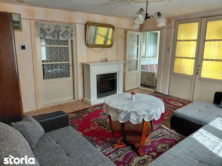 Vand casa in Capru?a - 1