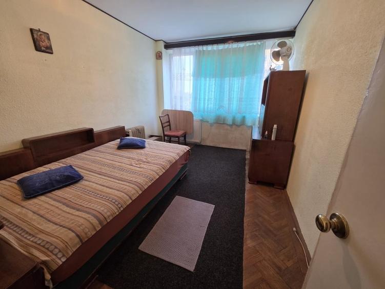 Piata Muncii, 5 minute metrou, chiar pe Basarabia, stradal, vedere spate - 3