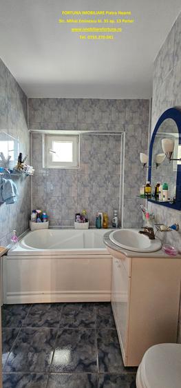 Apartament cu 3 camere decomandat în Calea Romanului