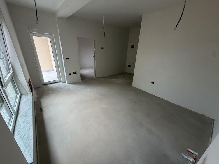 Apartament cu 2 camere decomandat în Rădăuți