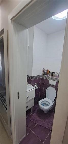 Apartament cu 3 camere decomandat, mobilat în Cug