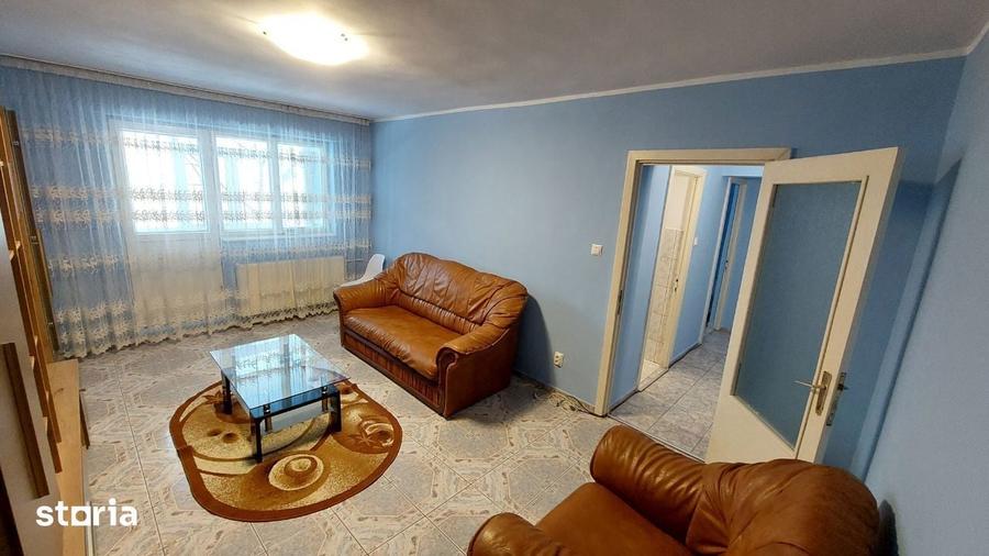 Apartament cu 2 camere decomandat în Micro 17