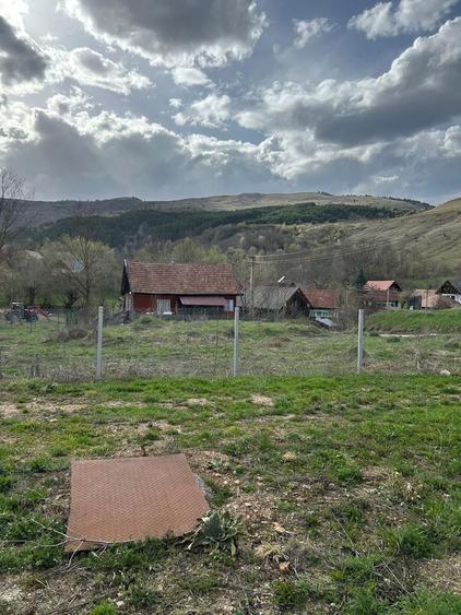 Casă cu 3 camere în Bociu