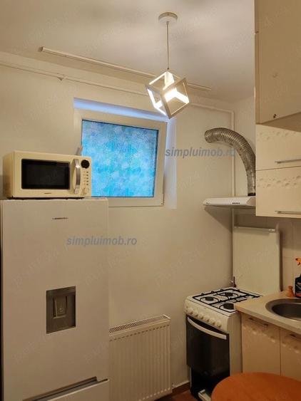 Apartament cu 2 camere decomandat, mobilat în Sud-Vest