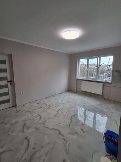 Apartament cu 2 camere decomandat în Iosia
