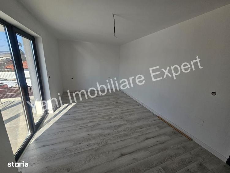 Casă cu 4 camere în Curtea de Argeș