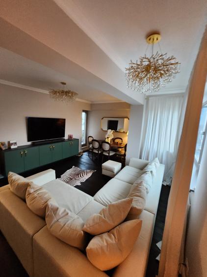 Apartament cu 3 camere decomandat în Bucureștii Noi