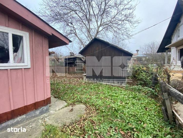Casă cu 3 camere cu Teren 714 Mp în Siret