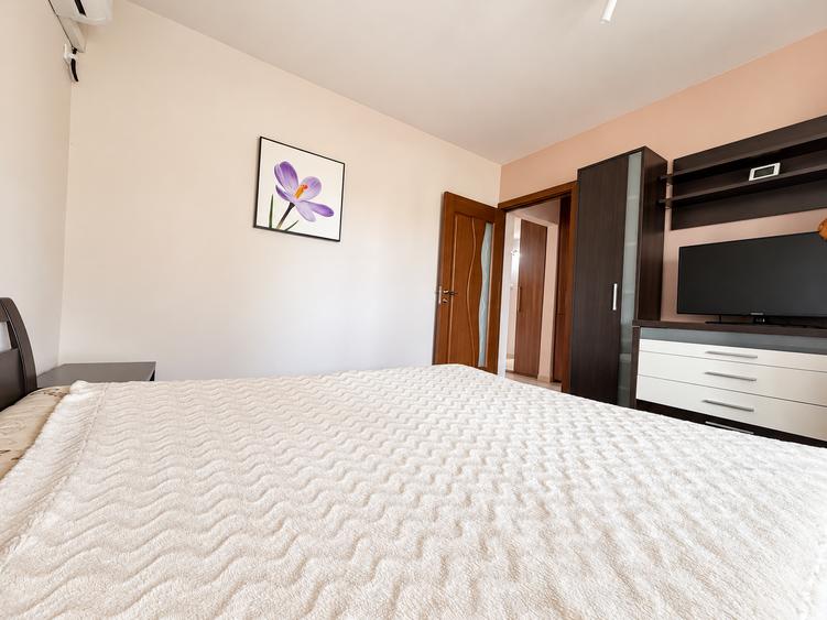 Apartament cu 2 camere decomandat în Soarelui