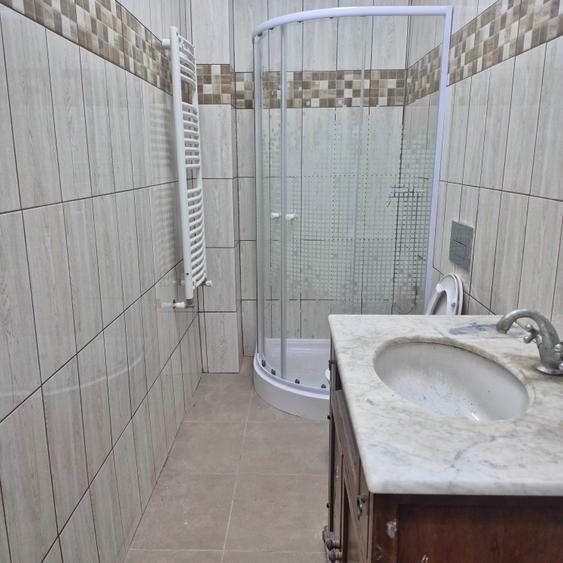 Casă în Central