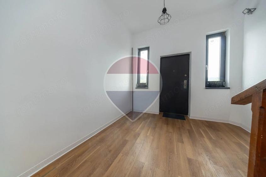 Apartament cu 2 camere semidecomandat în Brașovul Vechi