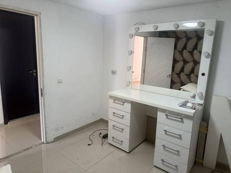 Spațiu comercial, de 43 mp, în Central