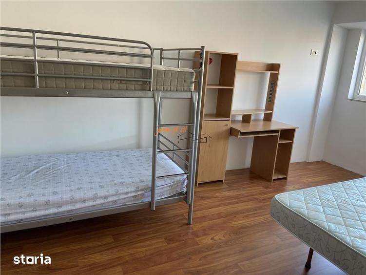 Apartament cu 3 camere decomandat în Ultracentral