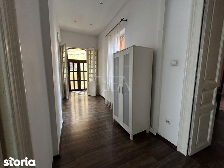 Apartament cu 3 camere, mobilat în Parcul Carol