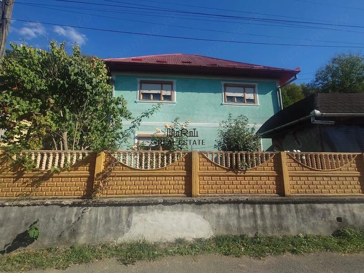 Casă cu 3 camere cu Teren 3514 Mp în Criș