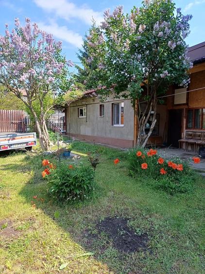 Casă cu Teren 321 Mp în Între Lacuri
