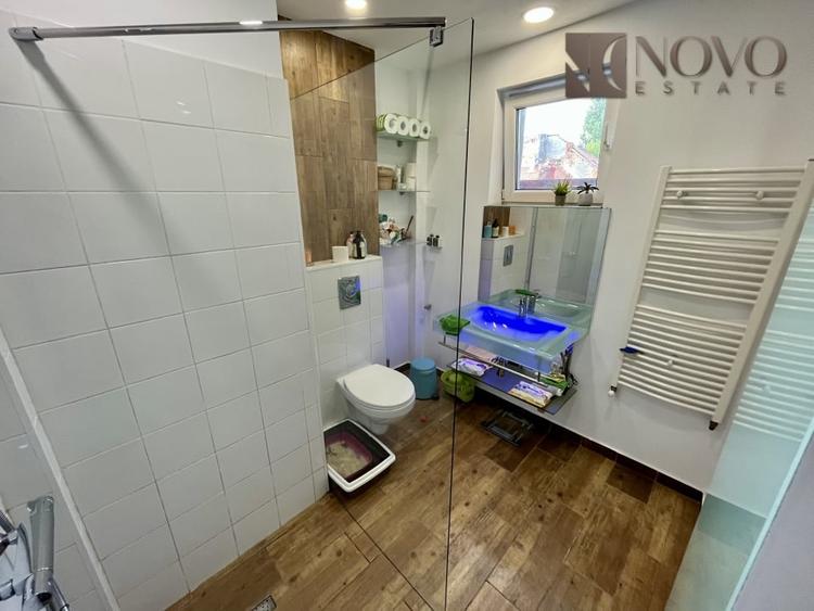 Apartament cu 4 camere semidecomandat, mobilat în Unirii