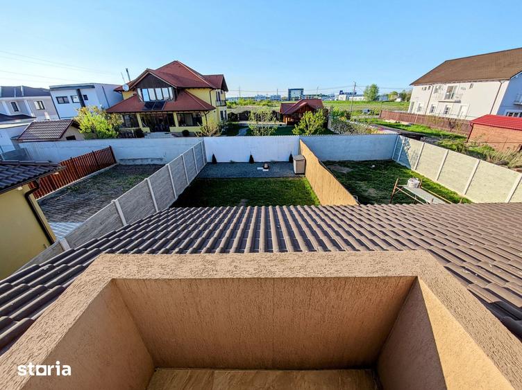 Casă cu 4 camere cu Teren 500 Mp în Ghiroda