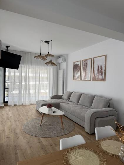 Apartament cu 3 camere decomandat, mobilat în Nord