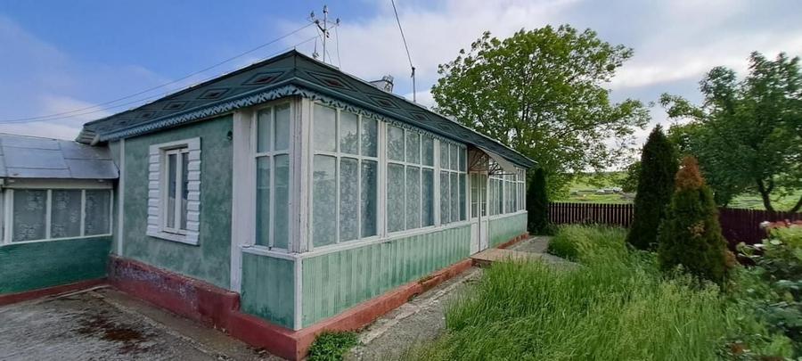 Casă individuală cu 4 camere cu Canalizare în Horlești