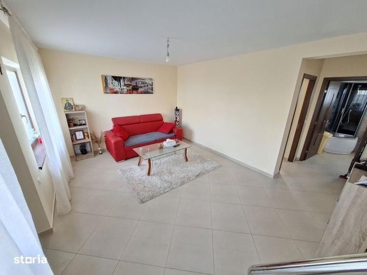 Casă cu 3 camere cu Teren 86 Mp în Cârcea