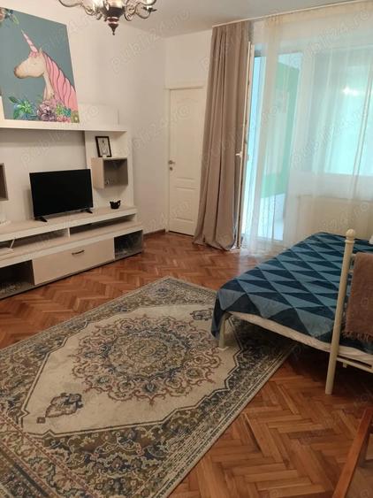 Garsonieră semidecomandată în Central