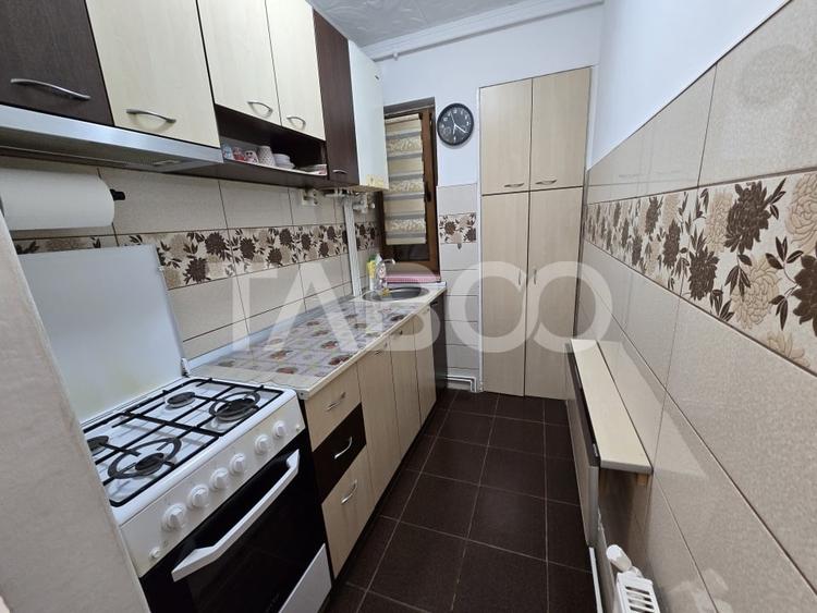 Apartament cu 2 camere nedecomandat, mobilat în Mihai Viteazul