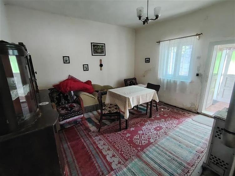 Casă individuală cu 3 camere cu Garaj în Chileni