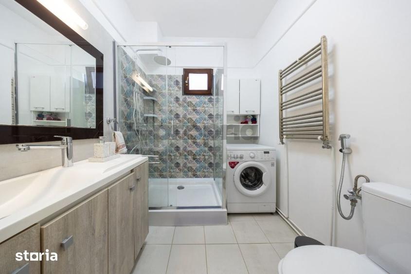 Casă cu 4 camere cu Teren 450 Mp în Central