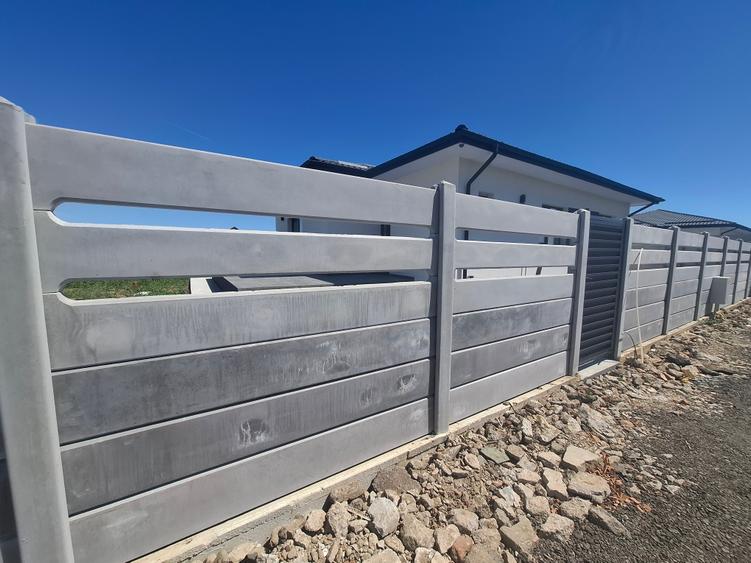 Casă individuală cu 4 camere cu Teren 400 Mp în Olteni