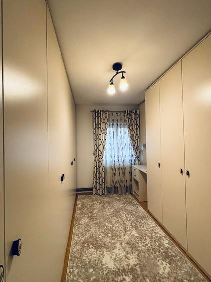 Apartament cu 4 camere, mobilat în Central
