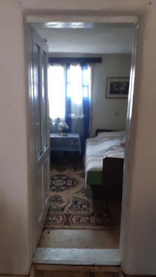 Casă cu 3 camere în Central