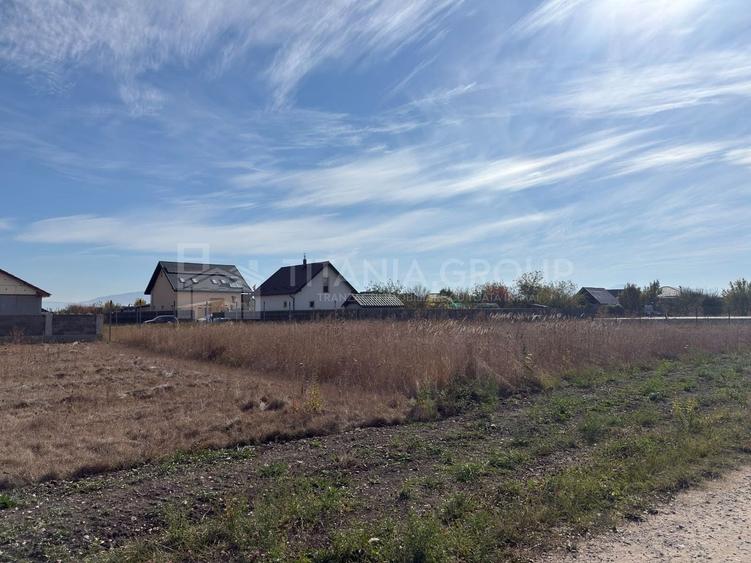 Teren Construcții intravilan de 500 mp, în Hărman