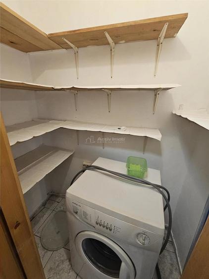 Apartament cu 3 camere semidecomandat în Cuptoare (Reșița)