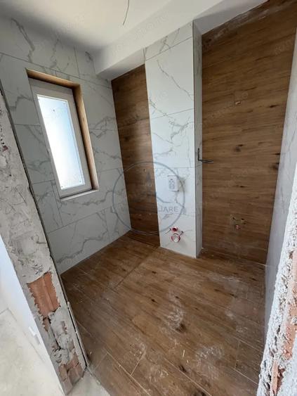 Apartament cu 3 camere decomandat în Cetății
