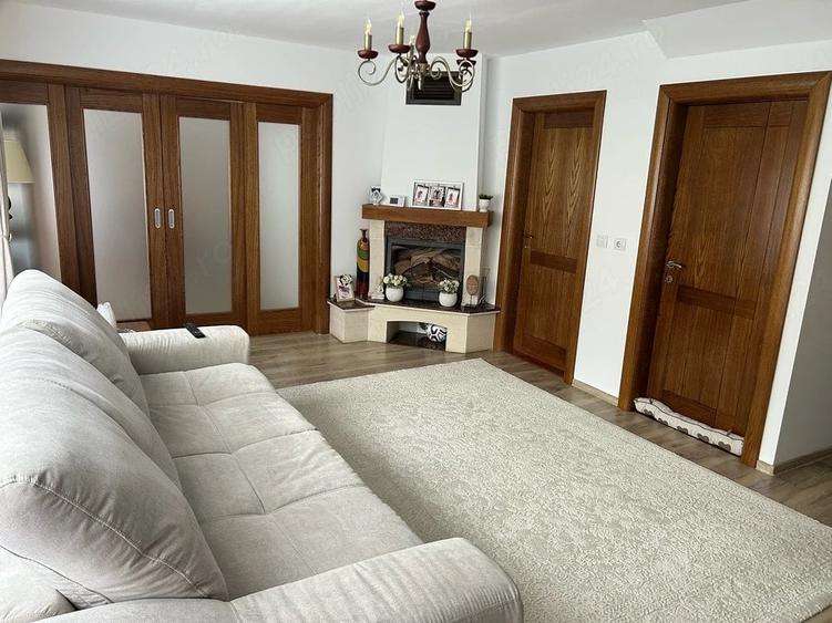 Casă cu Teren 500 Mp în Central
