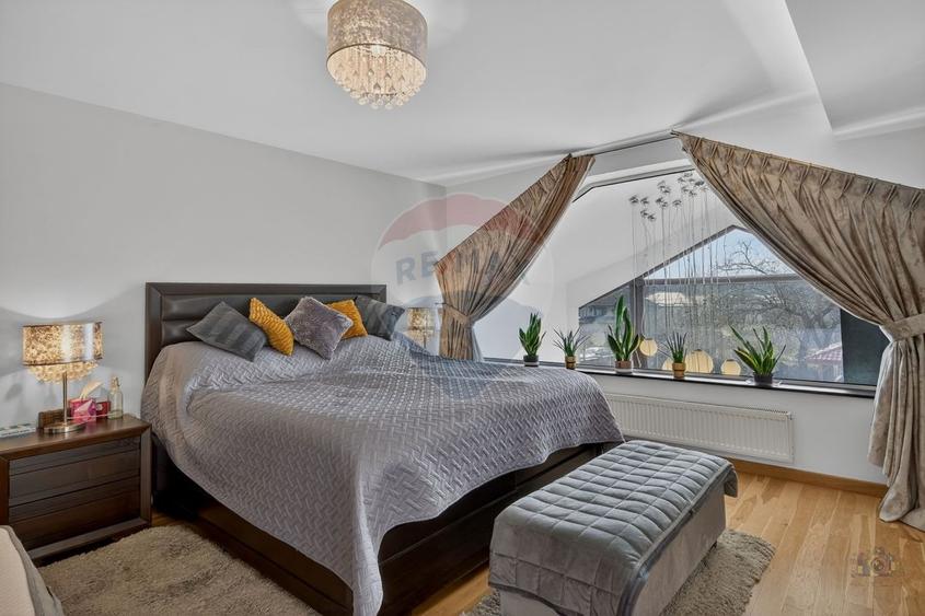Casă individuală cu 8 camere cu Piscina în Cernica