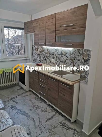 Apartament cu 2 camere semidecomandat în Iancului
