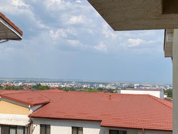Garsonieră decomandată în Galata