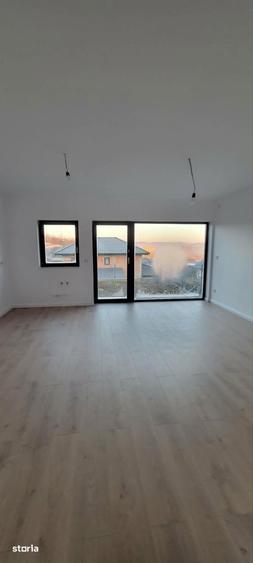 Casă cu 3 camere cu Teren 288 Mp în Central