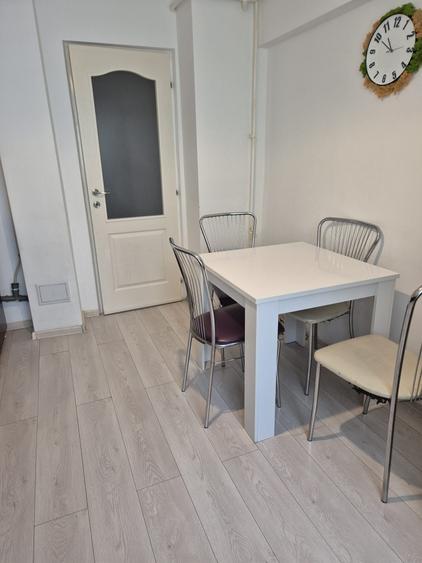 Apartament 2 camere decomandate utilat mobilat renovat etaj 2 str. Mircea Eliade - 6