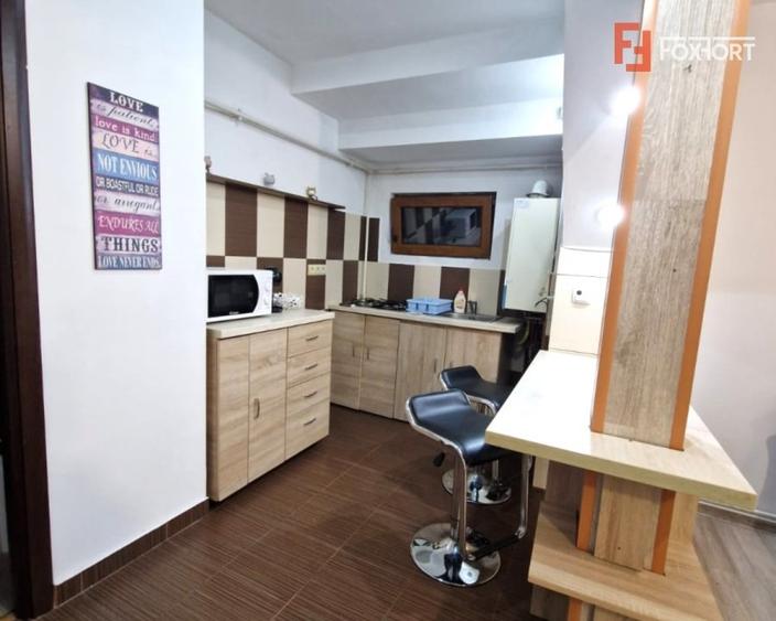 Apartament cu 2 camere semidecomandat, mobilat în Lugojului