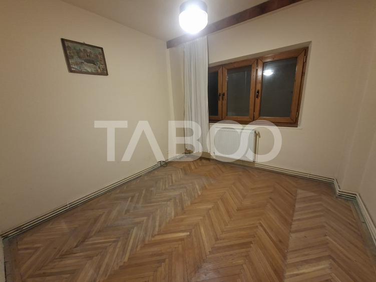 Apartament cu 2 camere decomandat în Calea Dumbrăvii