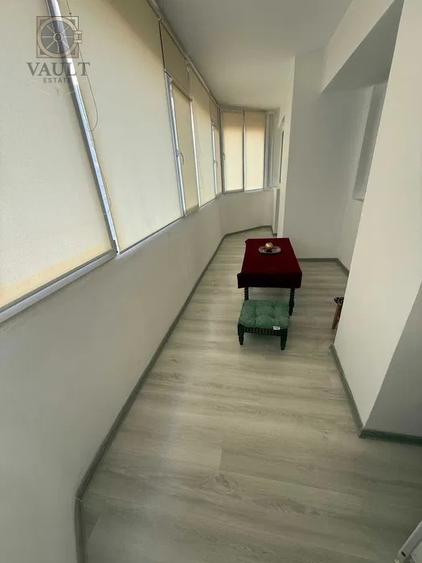 Apartament cu 4 camere decomandat, mobilat în Iancului